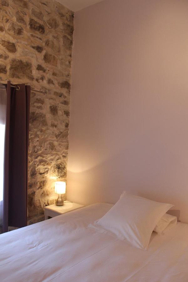 Le Mas De Roux Chambres D'Hotes Bragassargues Εξωτερικό φωτογραφία